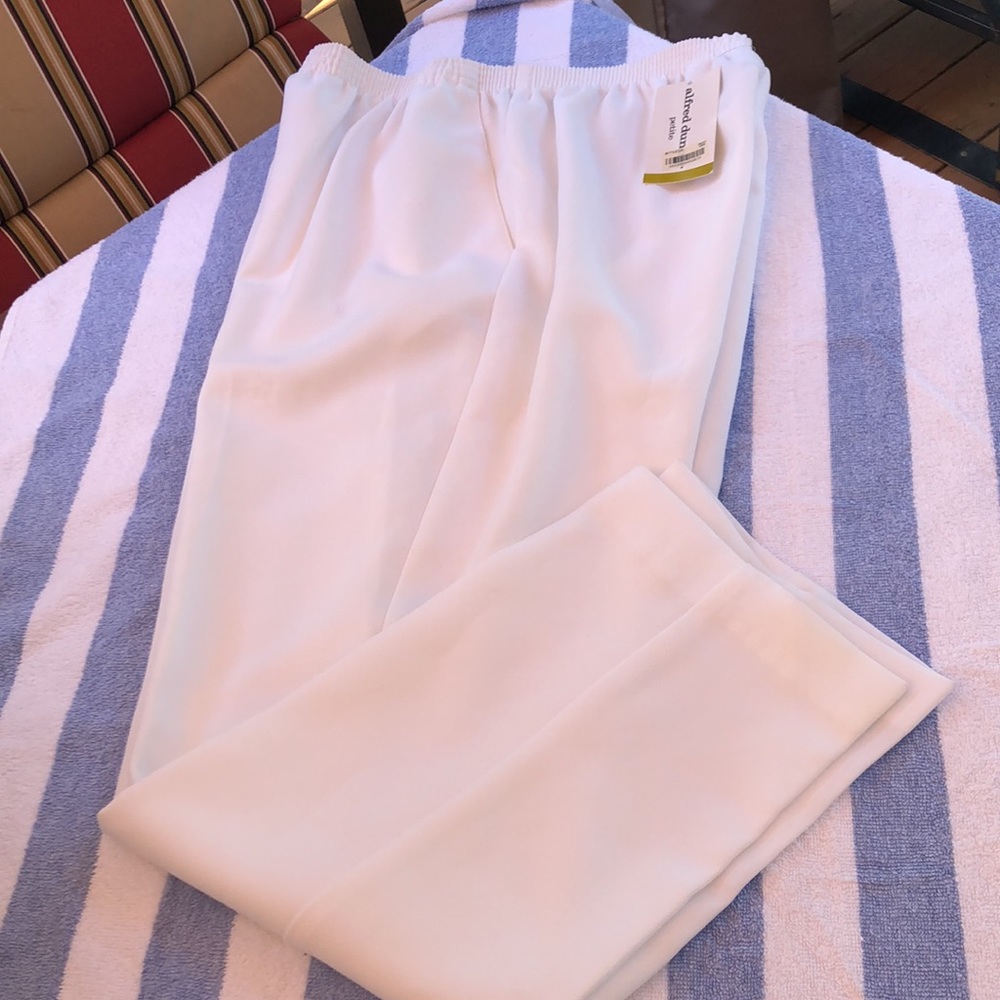 Alfred Dunner Elastic waste polyester pants in white New with tags Size 14P